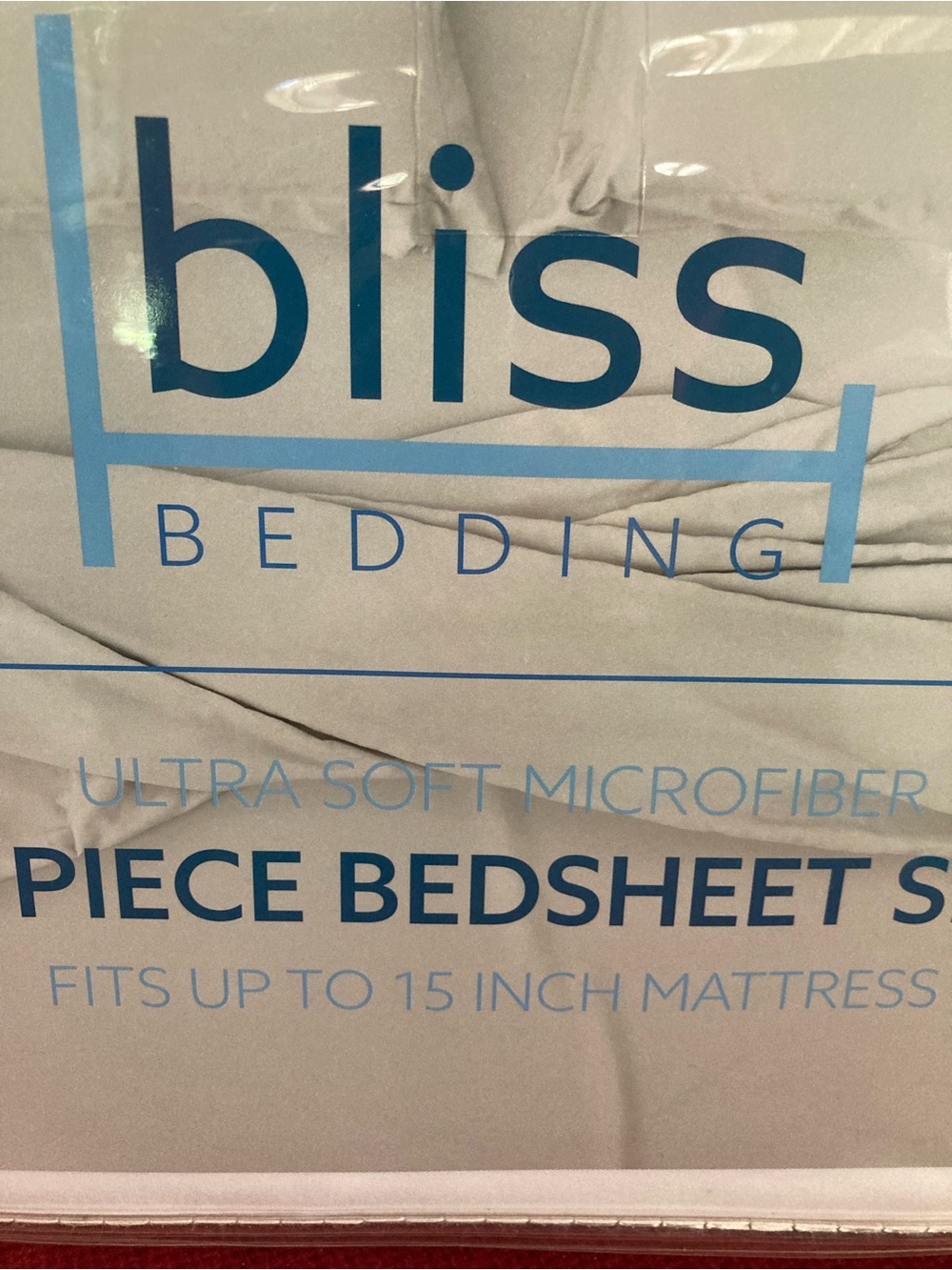 Bliss White 4-Piece Bedding Set Queen New - Picture 6 of 6